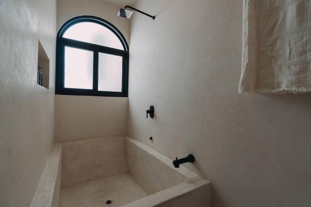 Apartment Torana A1 Cozy Design Apt W Pvt Pool And Patio *